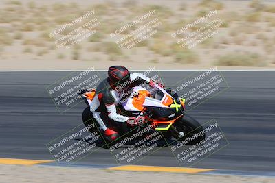 media/Apr-09-2023-SoCal Trackdays (Sun) [[333f347954]]/Turn 12 Inside (930am)/